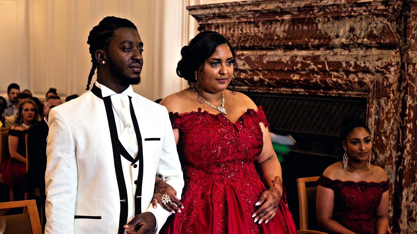 Mariés pendant la cérémonie, film de mariage réalisé par Madson Kurtis